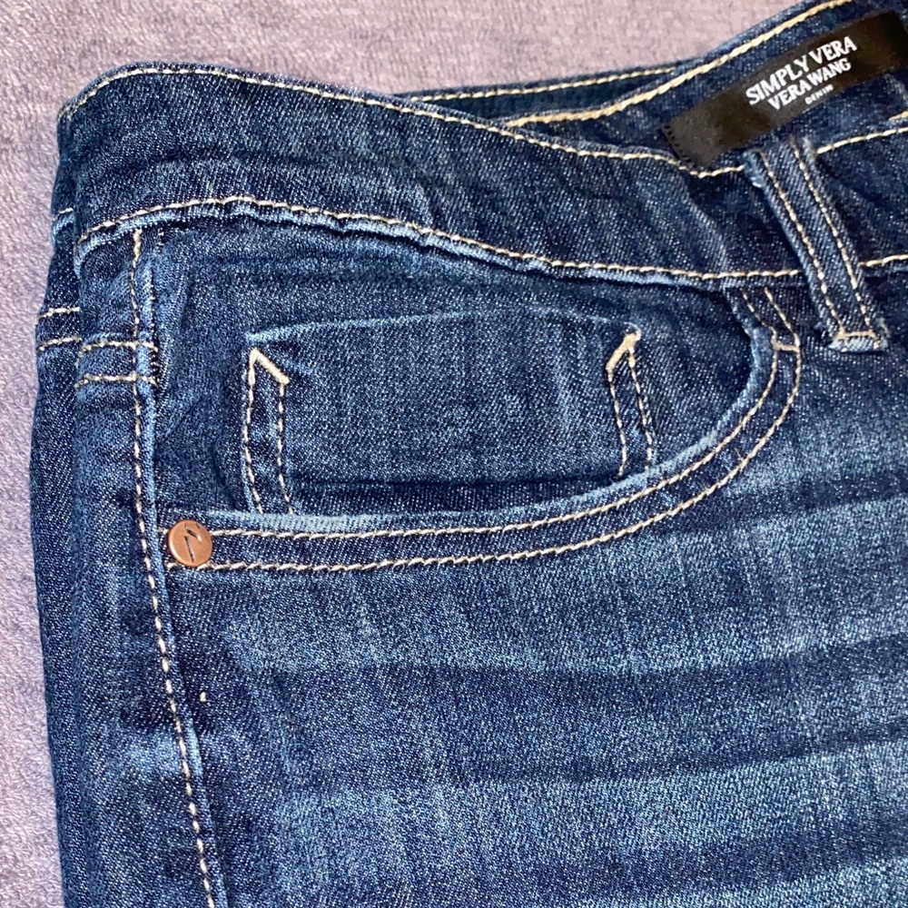 Simply Vera Vera Wang Dark Blue Straight Leg Jeans capris P-41 - Picture 2 of 14